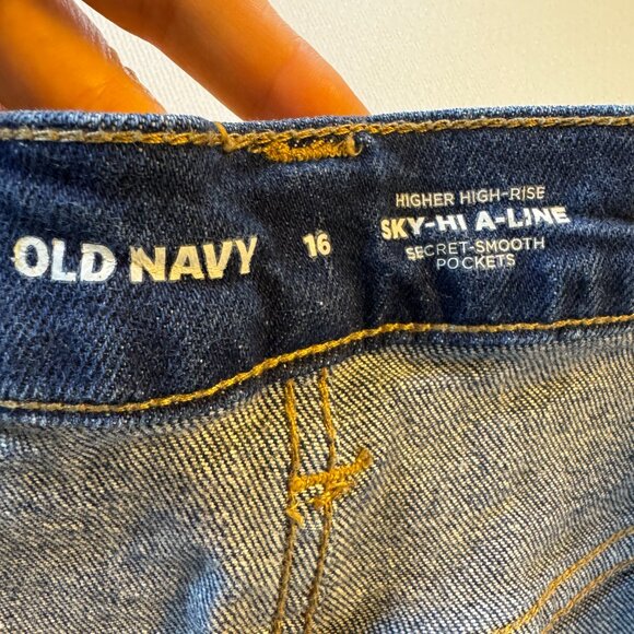 Old Navy Denim Shorts Womens Size 16 Sky-Hi A-Line Higher High-Rise Cut-Offs - Picture 8 of 9